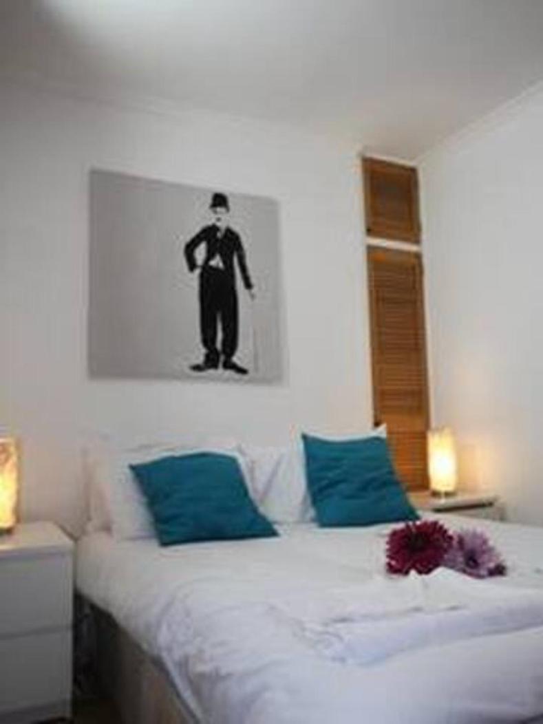 Apartasuites London Emerald Esterno foto